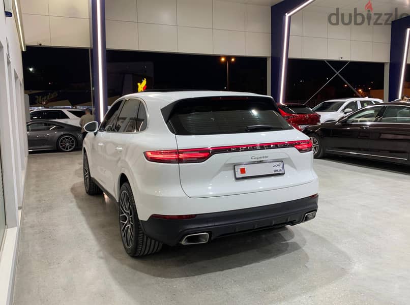 Porsche Cayenne 2