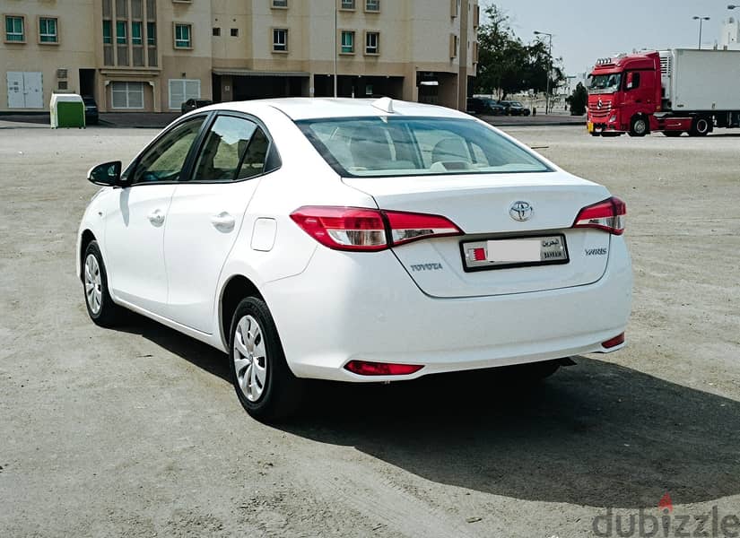 Toyota Yaris 2021-SINGLE OWNER& LOAN AVILABLE 3