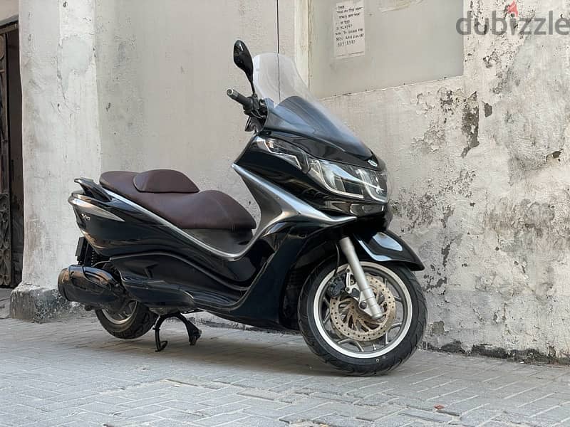 PIAGGIO Scooter 0