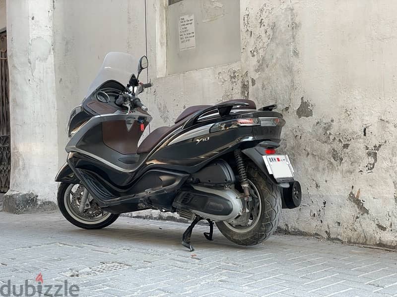 PIAGGIO Scooter 2