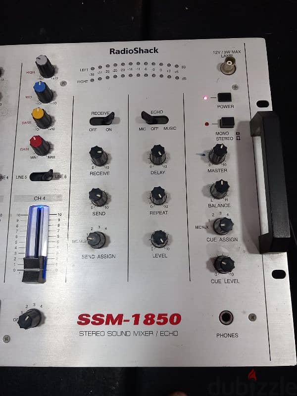 Dj Mixer in Mint condition 1