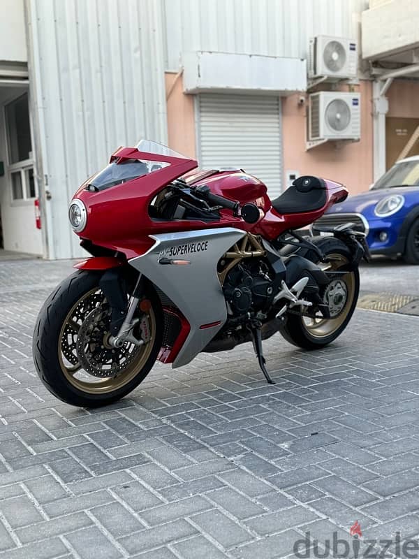 MV Agusta Superveloce 2021 4