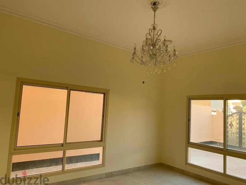 Villa in Arad for  rent  and sale 3