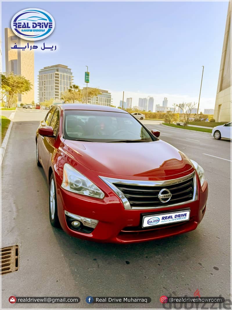 NISSAN ALTIMA SV -2013-2.5L RED . . GOOD CONDITION FOR SALE 2