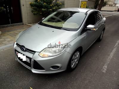 Ford Focus 1.6 L 2012 Silver Well Maintaned Urgent Sale