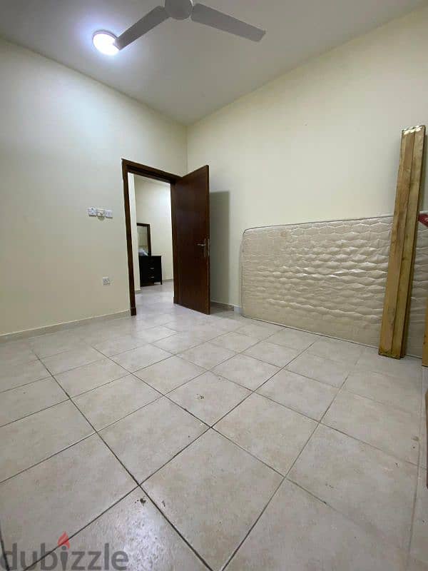 2 bedroom apartment for rent in Al Qudaybiyah including electricity 5