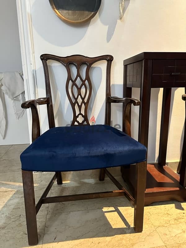 furniture in excellent condition 4