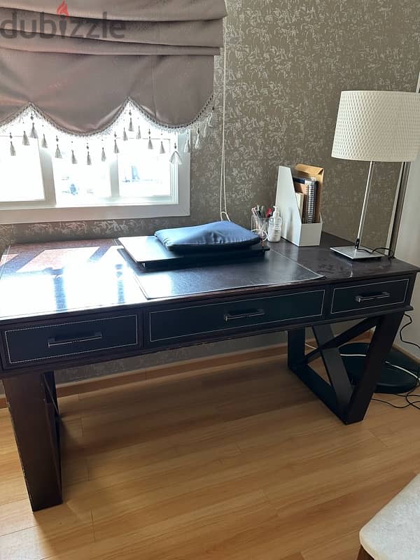 furniture in excellent condition 15