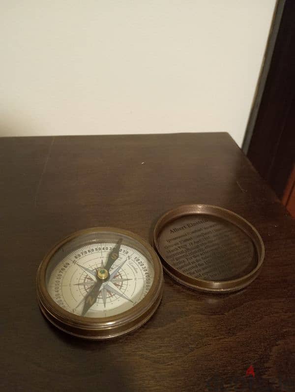 Antique compass 0