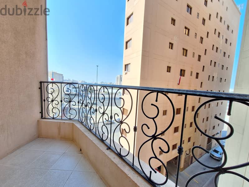 Budget friendly| Naturally Well-Lit| Balcony | Near Oasis Mall Juffair 8