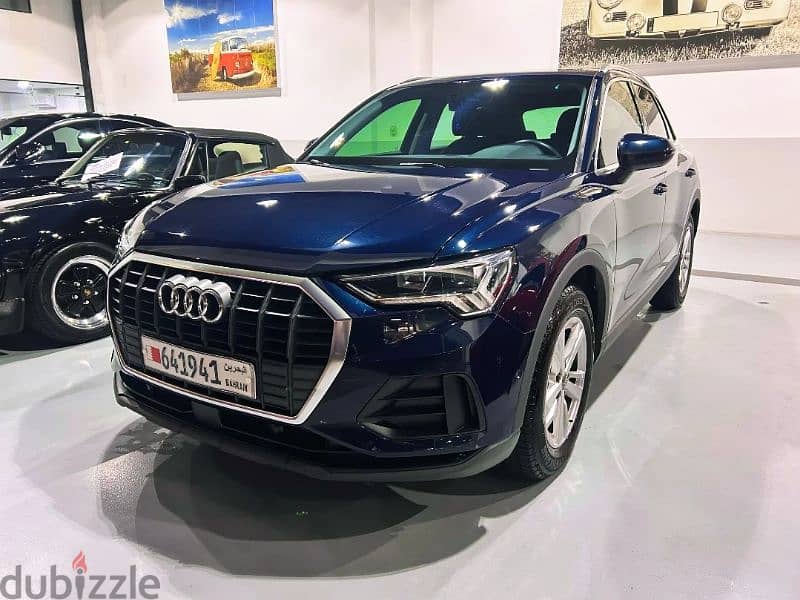 Audi Q3 2020 49000 KM  35-TFSI 1.4L Turbocharged Agent Maintained 1