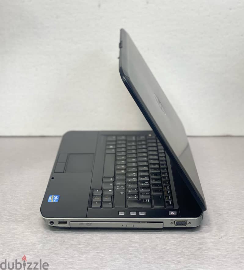 Dell Latitude Core i5 2.6Ghz Laptop RAM 8GB 320GB HDD 14"Display 53 BD 2