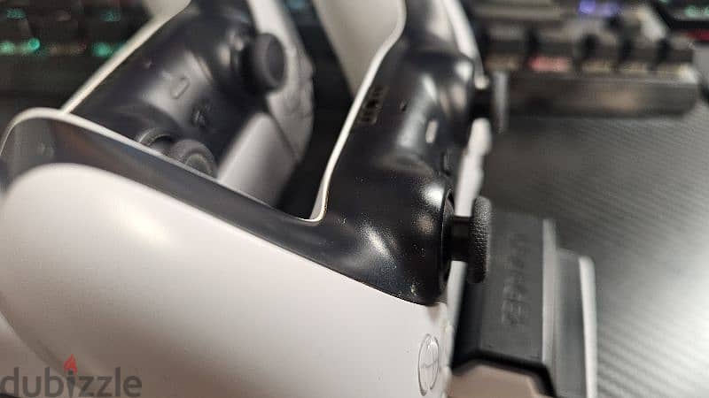 PS5 controllers x2 15 per controller and charging stand barely used 2