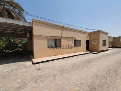 3 bedroom villa with private back yard space