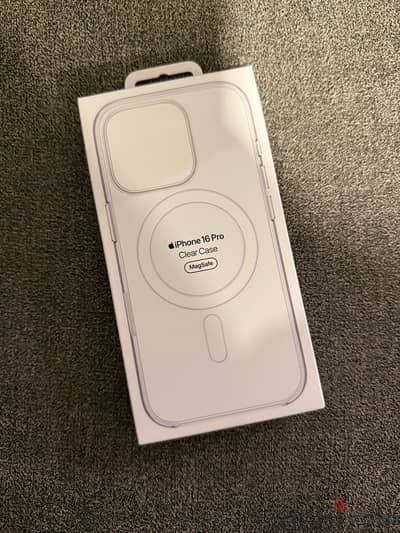 Iphone 16 pro clear case MagSafe original 100%