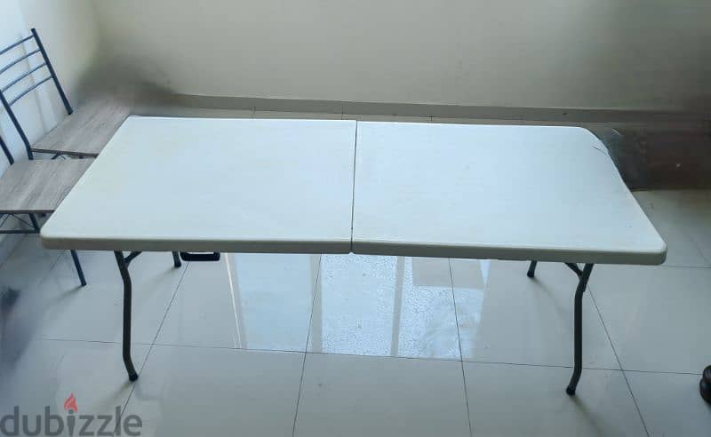 Plastic dining table 2