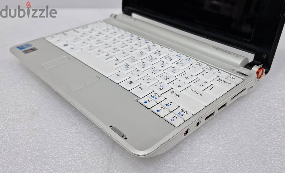 ACER ASPIRE MINI LAPTOP (Pearl White Color) 9" HD Display Ready to Use 2