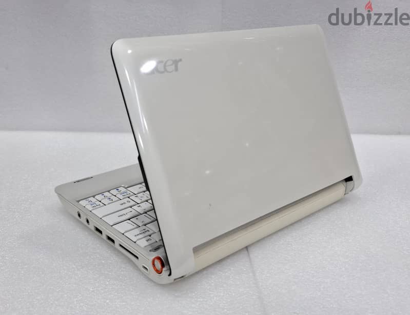 ACER ASPIRE MINI LAPTOP (Pearl White Color) 9" HD Display Ready to Use 4