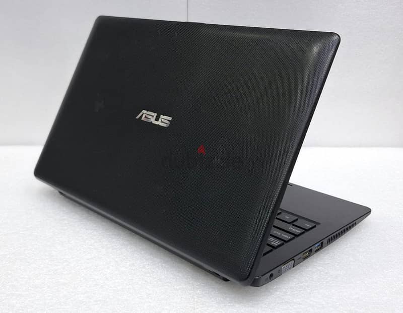 ASUS Touch Mini Laptop 12" HD Display 2GB RAM Windows 8 Ready to Use 5