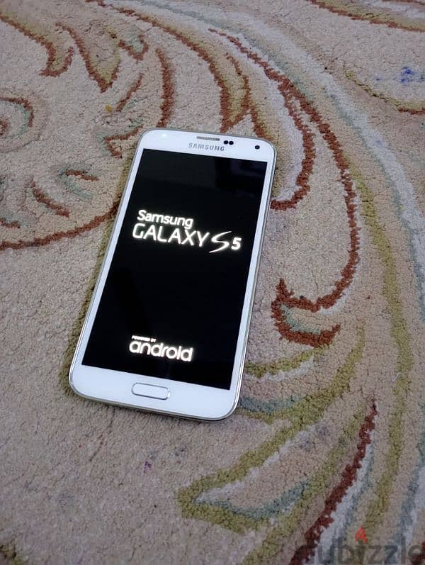 Samsung galaxy s5 very clean 0