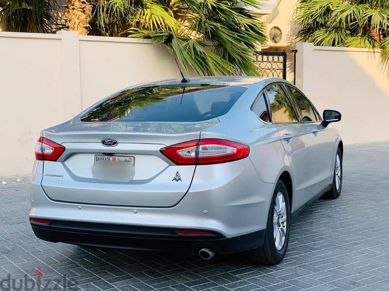 Ford Fusion 2016 4