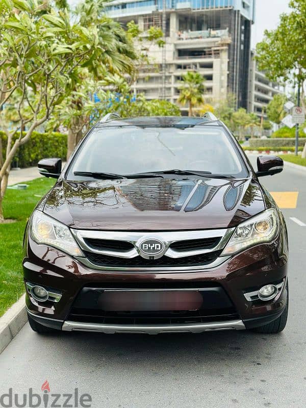 BYD S7 (Compact SUV) Year-2017.1 year Passing & insura till March-2026 10