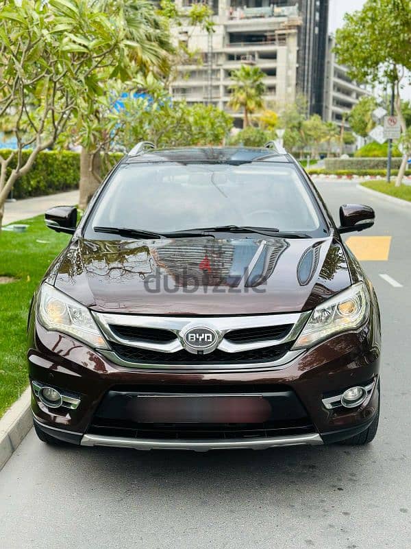 BYD S7 (Compact SUV) Year-2017.1 year Passing & insura till March-2026 11