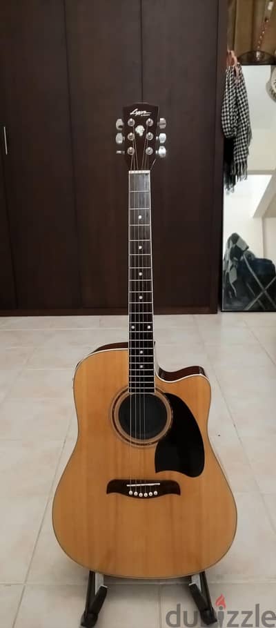 Original Lyon by Washburn semi-acoustic guitar