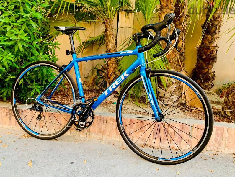 Trek road bike 0