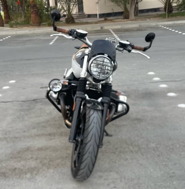 BMW R nine T Scrambler 0