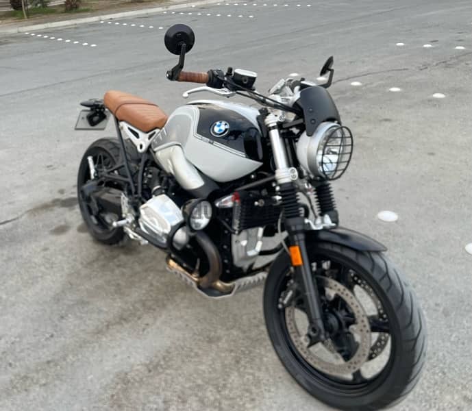 BMW R nine T Scrambler 2