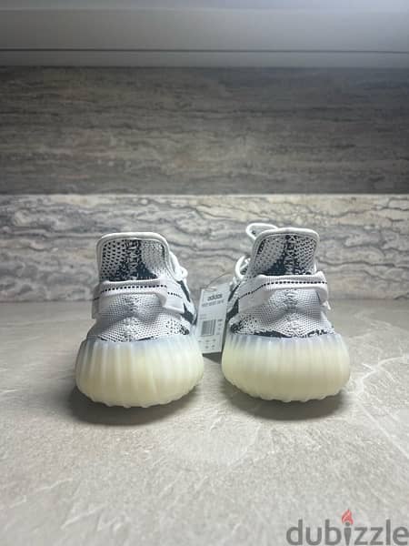 Brand New Yeezy 350 V2 Zebra – US 11 – EU 45 1/3 –100% Authentic 4