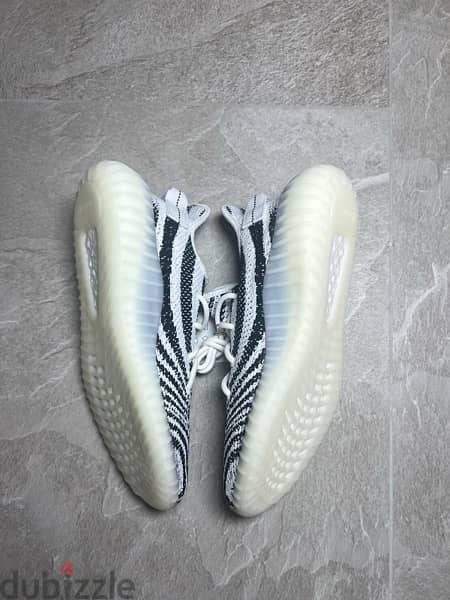 Brand New Yeezy 350 V2 Zebra – US 11 – EU 45 1/3 –100% Authentic 5