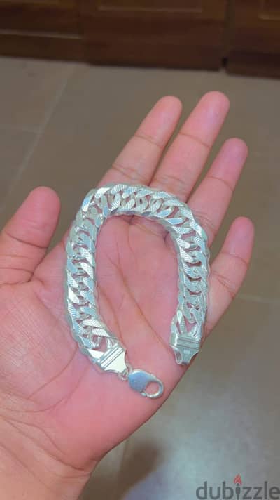 Silver bracelet 75.1 gm