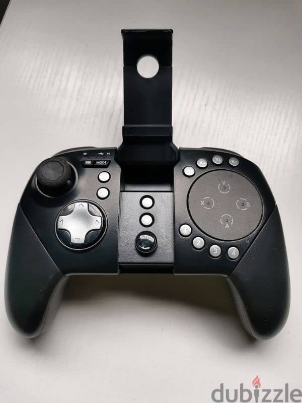 Gamesir G5 Bluetooth controller 1