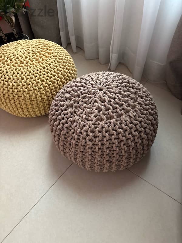 “Stones” decorative seating 2