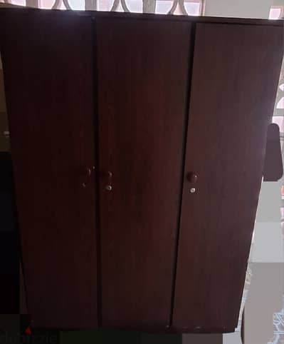 3 door cupboard wardrobe