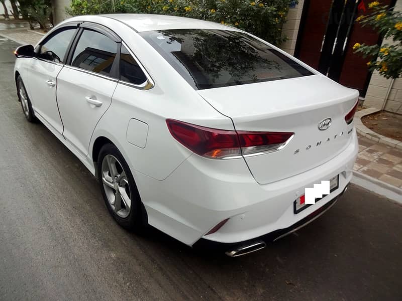 Hyundai Sonata Limited Bahrain Agency Car Well Maintained For Sale! 7