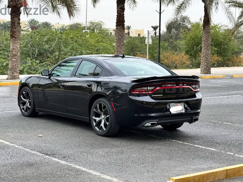 Dodge Charger SXT 2017 Black 6