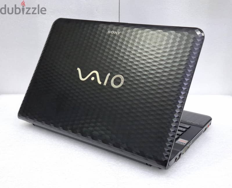 SONY VAIO Core i5 Laptop 14" HD Display 8GB RAM 500GB HDD Good Working 1