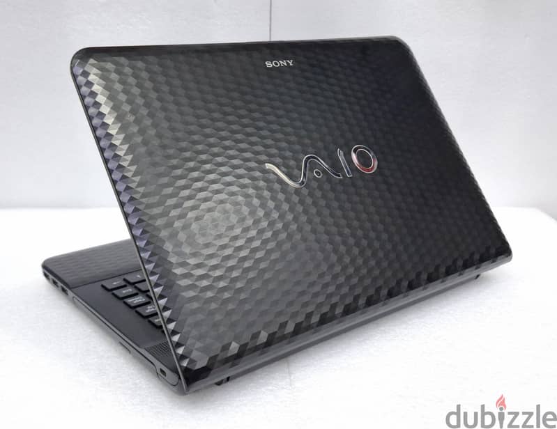 SONY VAIO Core i5 Laptop 14" HD Display 8GB RAM 500GB HDD Good Working 4