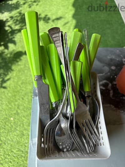 table forks,spoons & knifes