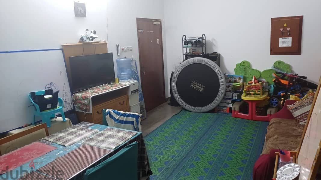 Furnished room for single working lady. 5