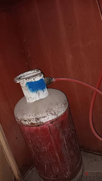 Gas cylinder 18kg with regulator for sale