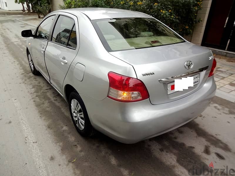 Toyota Yaris 2012 5