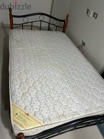 queen size bed