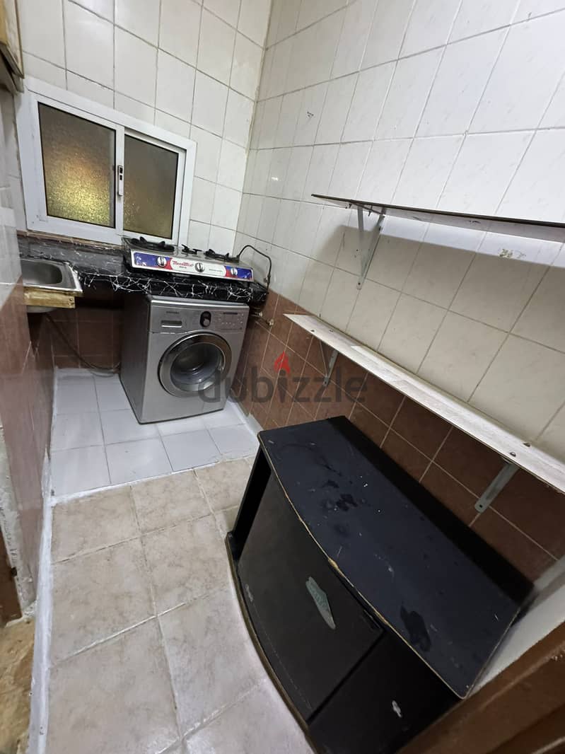 STUDIO FLAT, FULLY FURNISHED, UNLIMITED EWA, NEAR AL HILAL HOSPITAL 2