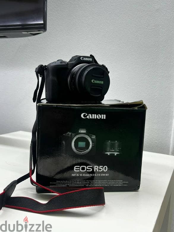 Canon R50 2