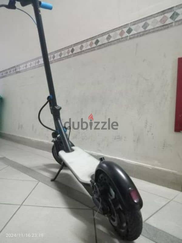 electric scooter 3