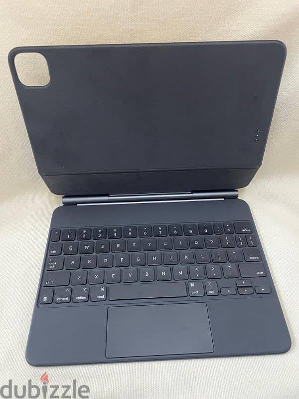 Ipad Magic keyboard 11 inch, Excellent Condition!!! 0